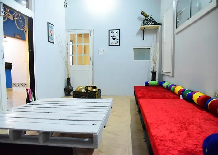 Nutz Backpackers Hostel Amritsar
